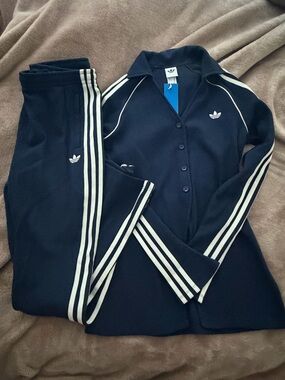 Adidas Navy Blue waffle set